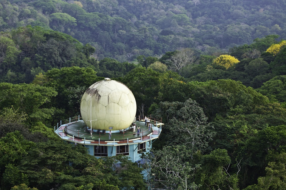 Canopy Tower – Former American Radar Tower Turned Into A Birding Retreat