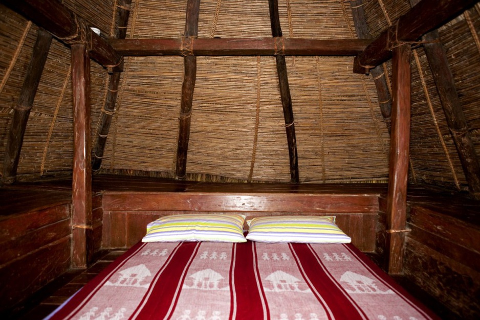 Native Village Inn Philippines bungalow bedroom