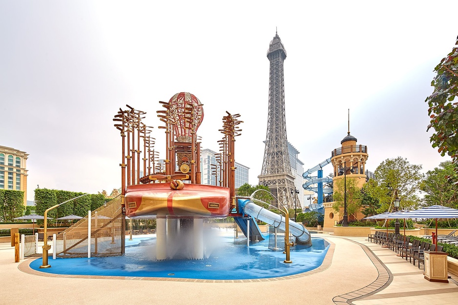 The Parisian Macao Aqua World