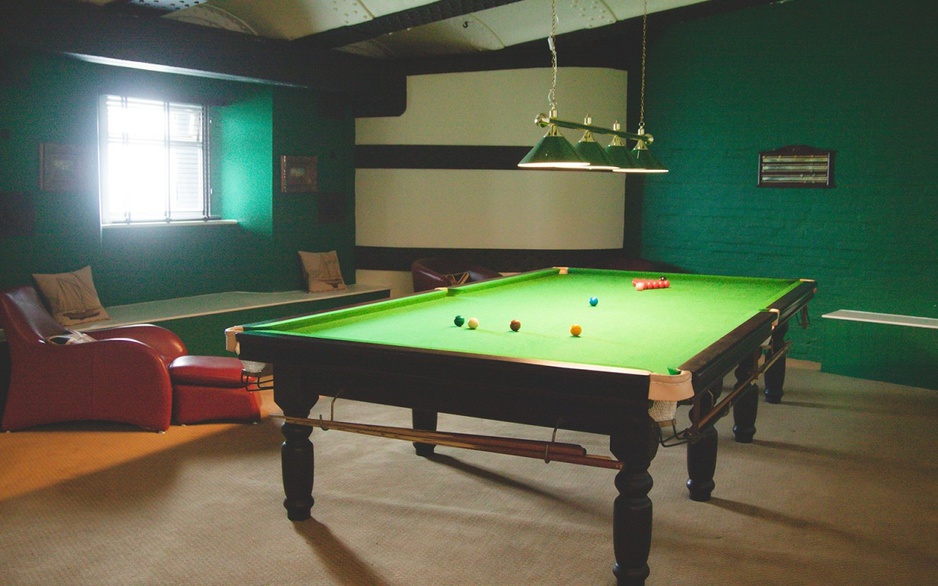 No Man’s Fort billiard game room