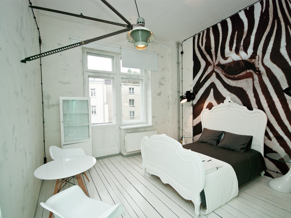 LoftHotel Sen Pszczoły zebra room