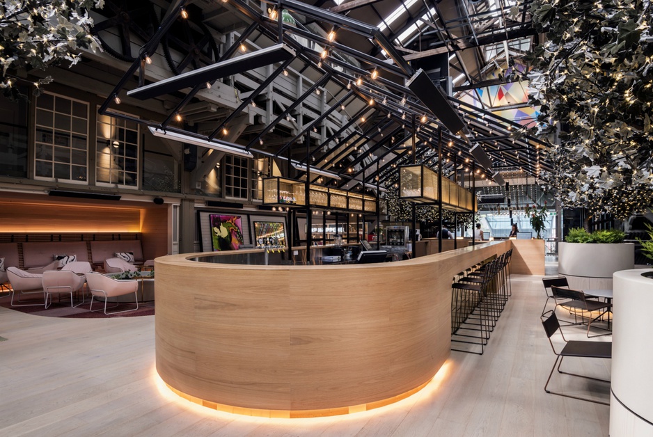 Ovolo Woolloomooloo Bar