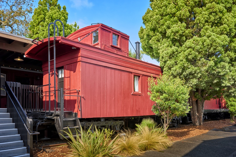 Napa Valley Railway Inn Red Train