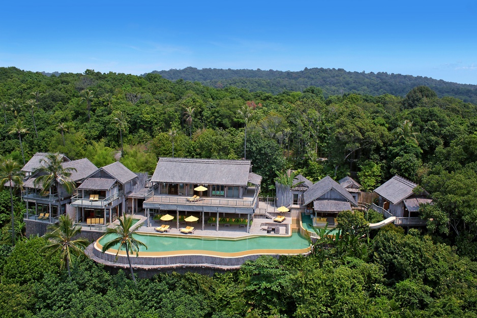 6 bedroom Private Cliff Pool Reserve