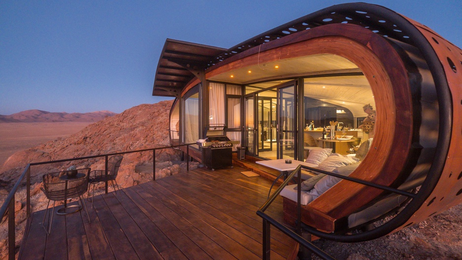 Desert Whisper Villa In The Evening