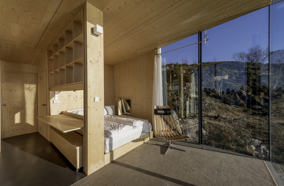 Manshausen Island Seacabin Bedroom