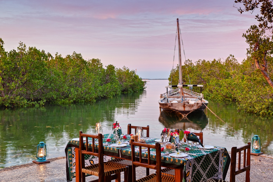 Chole Mjini Lodge dining at the boat