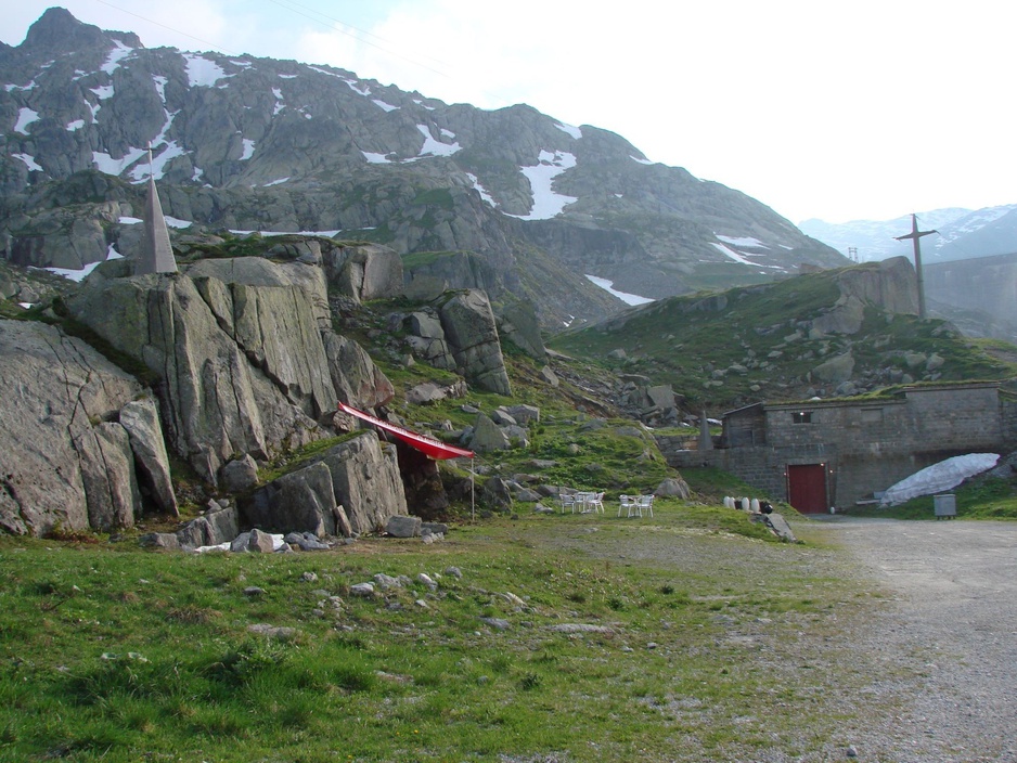 Hotel La Claustra and Swiss Alps