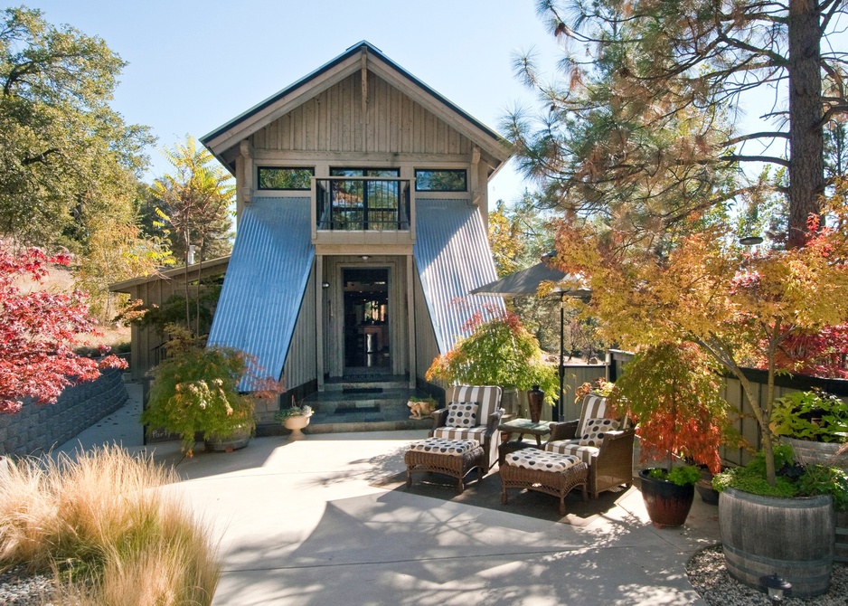 Covered Bridge House front