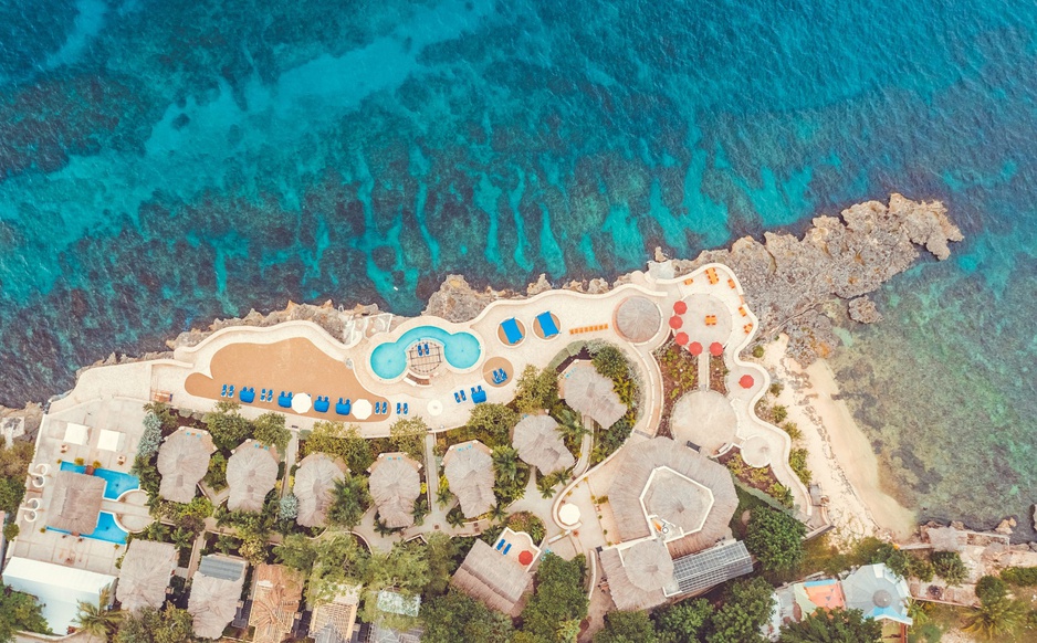 Ocean Cliff Hotel Resort Above The Limestone Cliffs