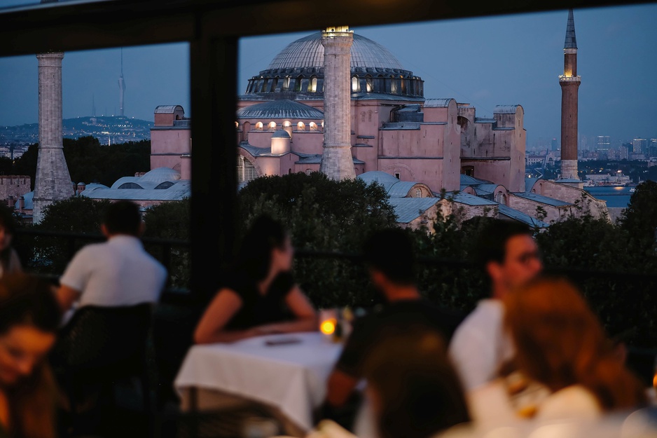 Sura Design Hotel & Suites Restaurant Dining With Haga Sophia View