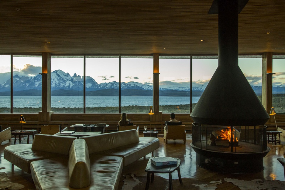 Tierra Patagonia Lounge with Fireplace