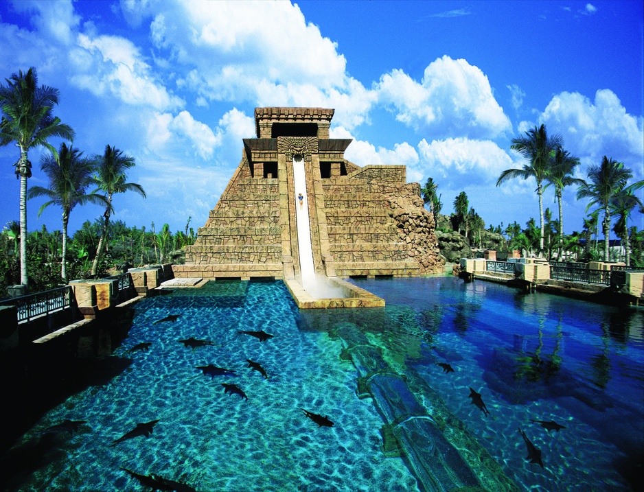 Aquaventure shark slide