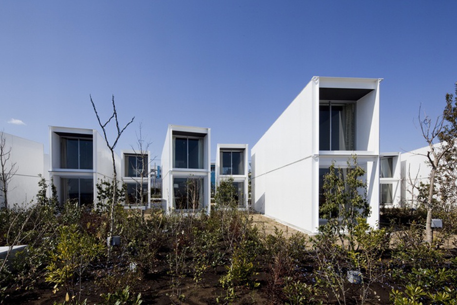 Bayside Marina Hotel container buildings