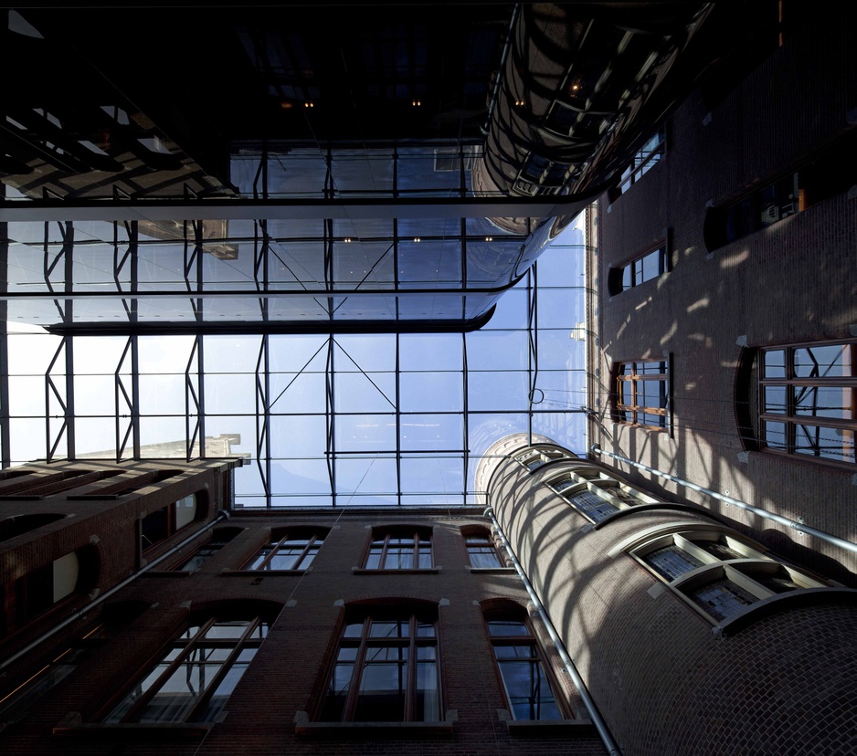 Conservatorium Hotel ceiling