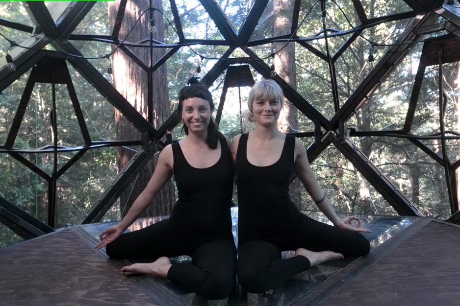 O2 Treehouse Two Girls Yoga