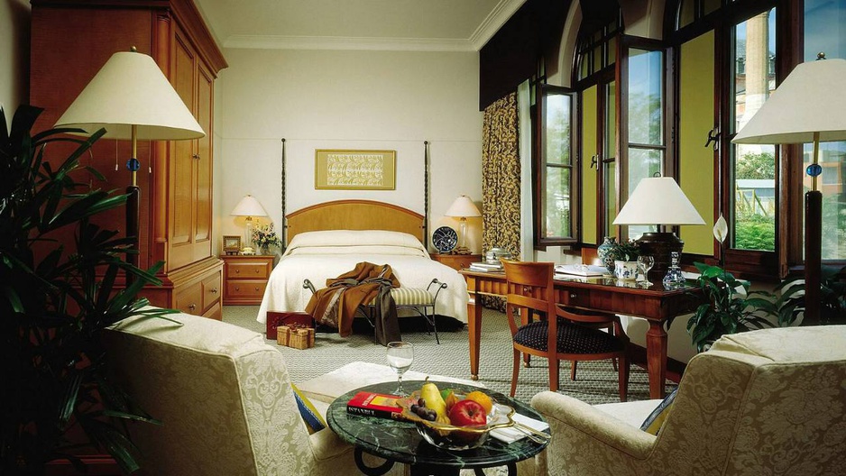 Four Seasons Sultanahmet room