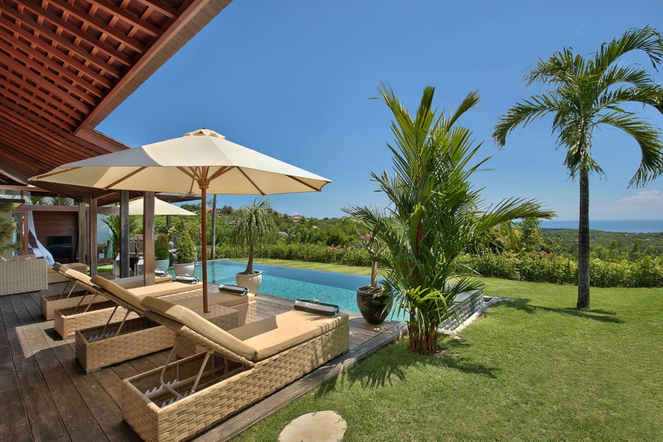 Hidden Hills Villas Bali Pool Garden