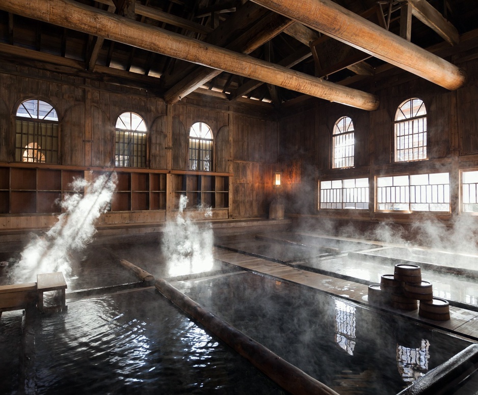 Hoshi Onsen Chōjukan - Japan's Traditional Onsen (Spa) Hotel