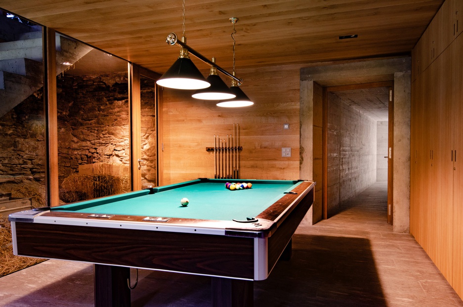 Villa Vals Pool Table