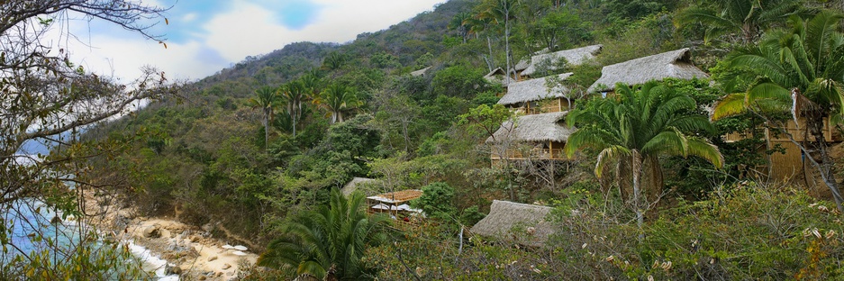 Xinalani Retreat property