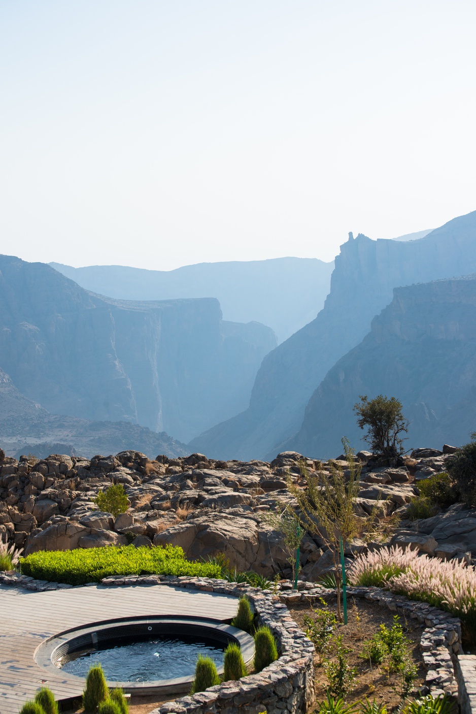 Anantara Al Jabal Al Akhdar Resort - Cliff side jaccuzzi