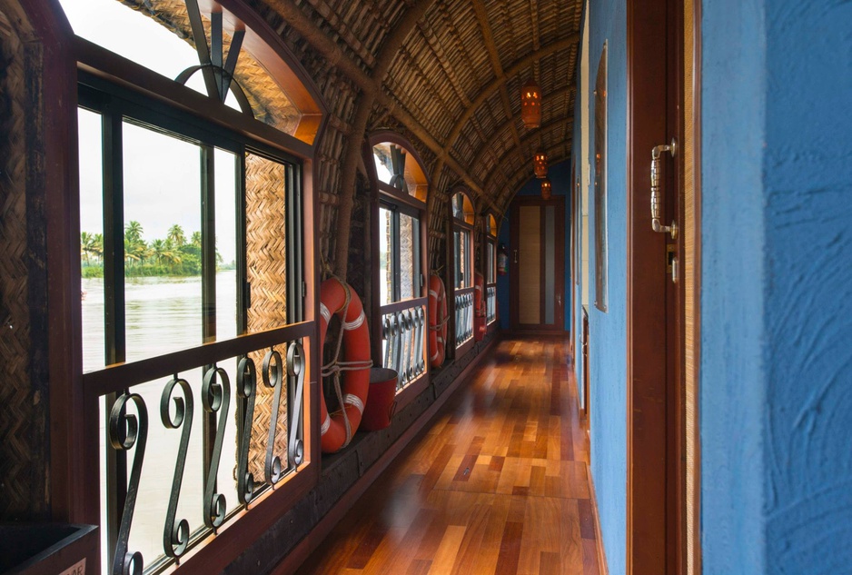 Xandari Riverscapes Houseboat Corridor