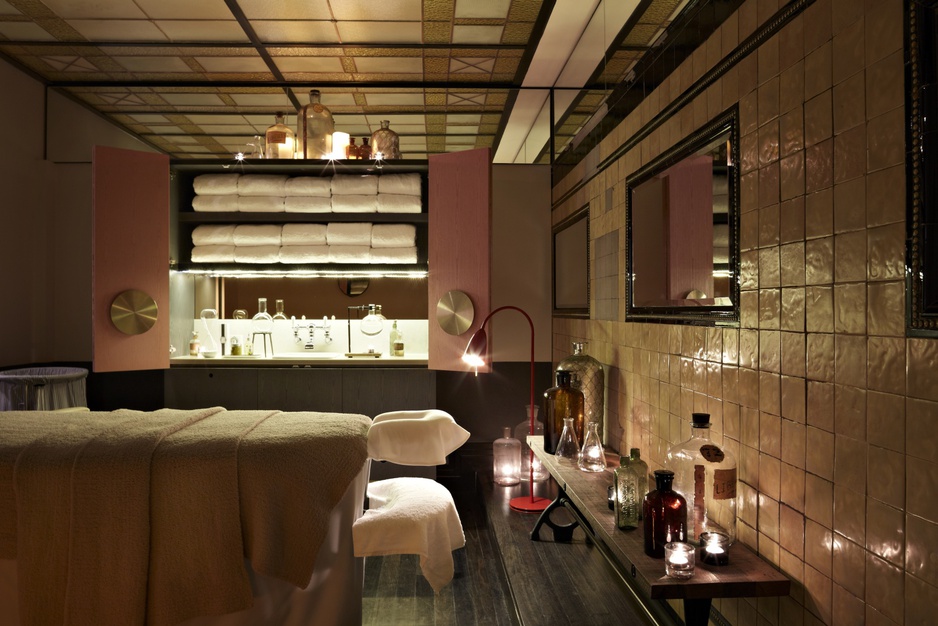 Spa treatment room