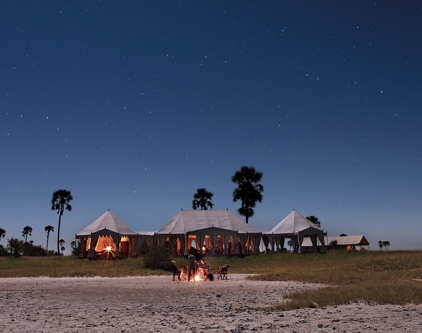 San Camp - Family-Run Salt Flats Camp In Botswana