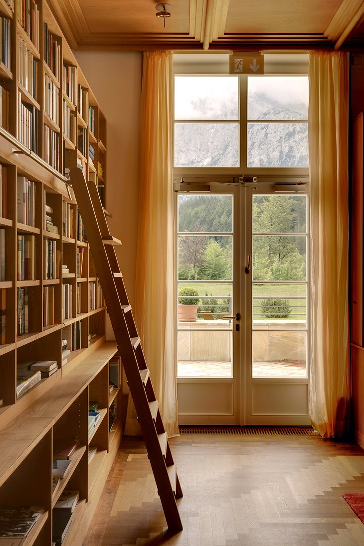 Schloss Elmau Hideway - Silentium Library