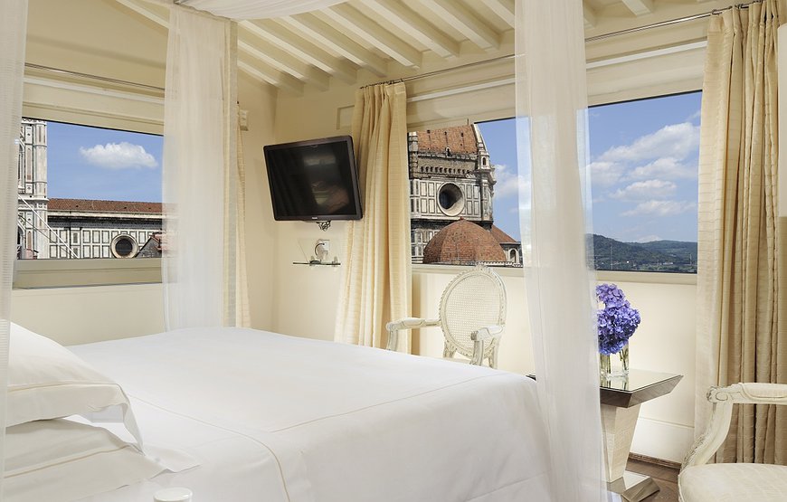 Hotel Brunelleschi - Living In A Restored Byzantine Tower