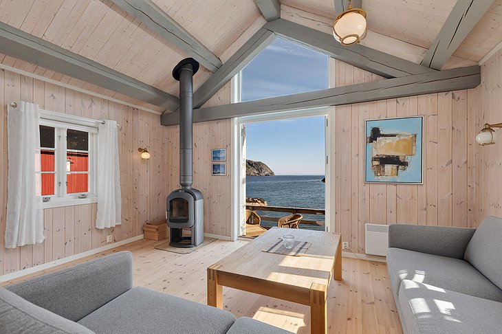 Nusfjord Arctic Resort Cabin with Sea View Terrace