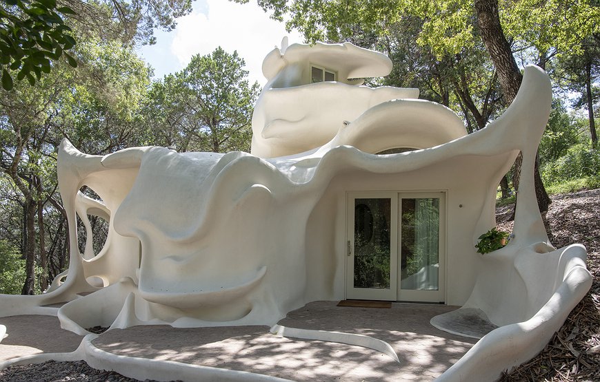 The Bloomhouse - Organic Architecture In Austin