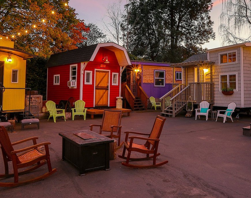 Tiny Digs - Tiny House Hotel