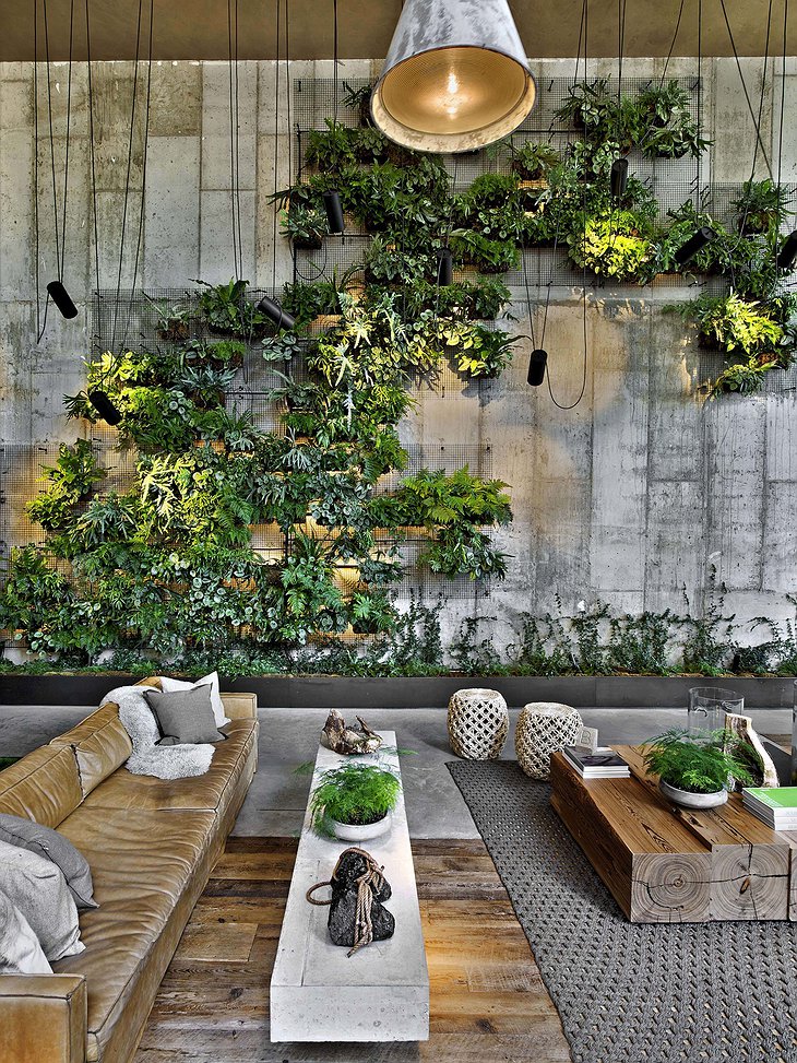 1 Hotel Brooklyn Bridge Biophilic Design Lobby Green Wall