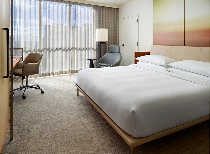 Atlanta Marriott Marquis Hotel Accessible King Room