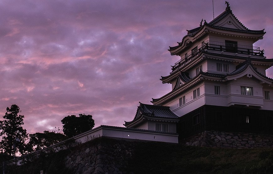 Hirado Castle Hotel - Historic Japanese Castle Stay