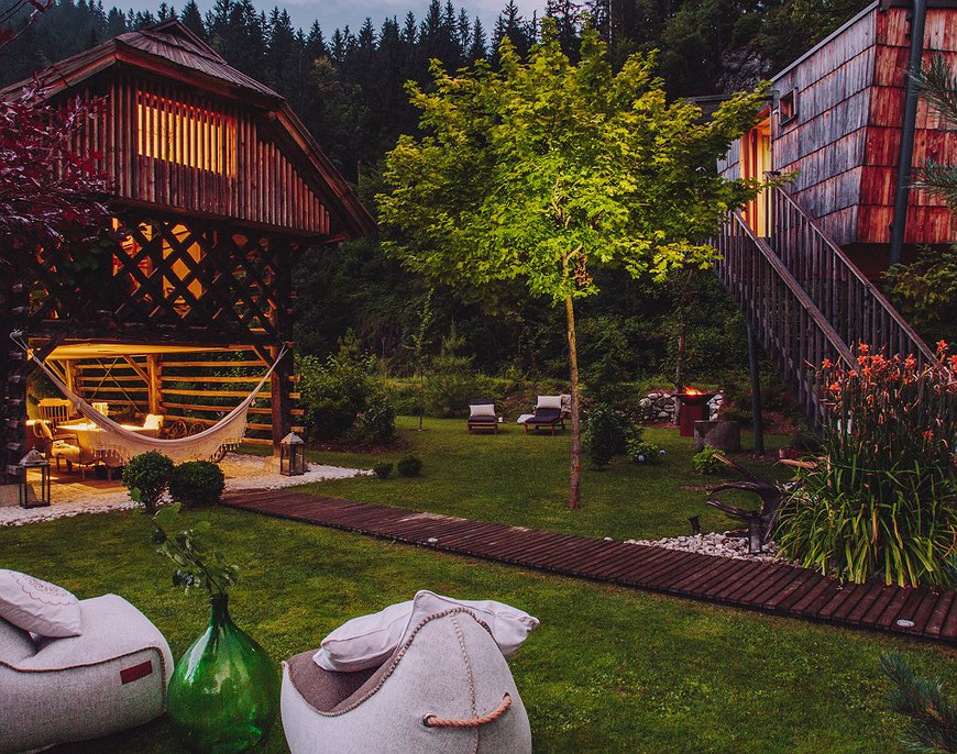 Hisa Raduha - Luxury Treehouses and Fine Dining in Slovenia's Charming Countryside