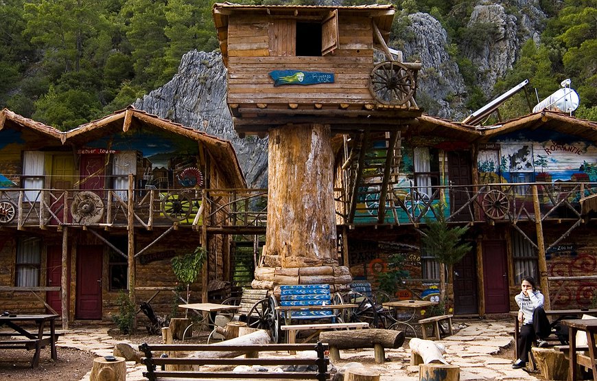 Kadir’s Top Tree Houses - Crazy Treehouses In Turkey