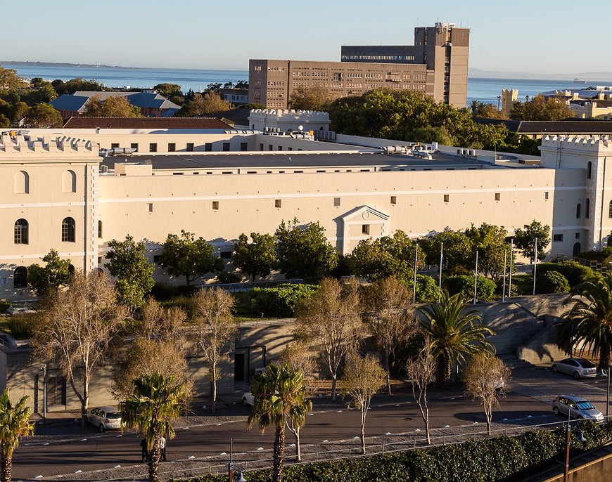 Protea Breakwater Lodge - Restored & Converted British Prison In Cape Town