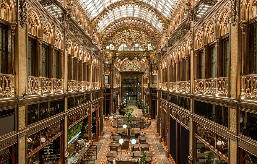 Párisi Udvar Hotel - Budapest's Moorish/Art Nouveau Palace