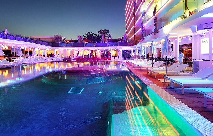 Ushuaia Ibiza Beach Hotel - The Best Pool Party In The World!