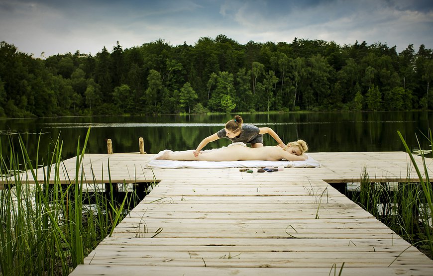 Glendoria - Dreamy Retro Hotel And Glamping Site In Rural Poland