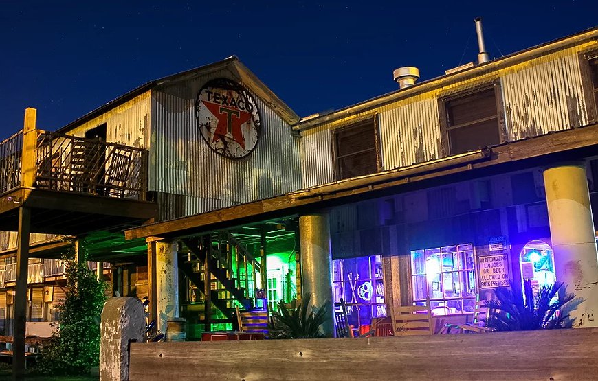 Shack Up Inn - Great Place For Unpretentious Blues Lovers