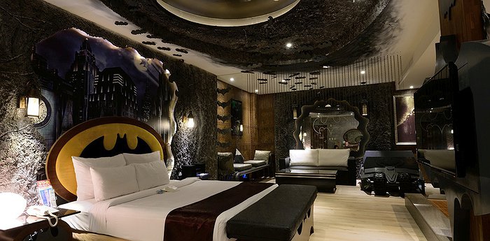 Eden Motel Taiwan Batman Themed Hotel Room