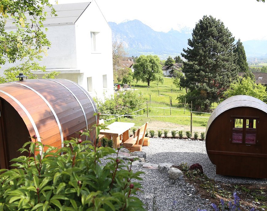 Schlaf-Fass Jenins - Sleeping In Wine Barrels In Switzerland