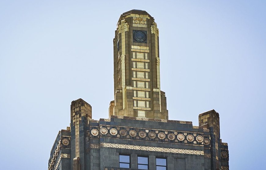 Pendry Chicago - Luxury Hotel In An Art Deco Champagne Bottle-Shaped Tower