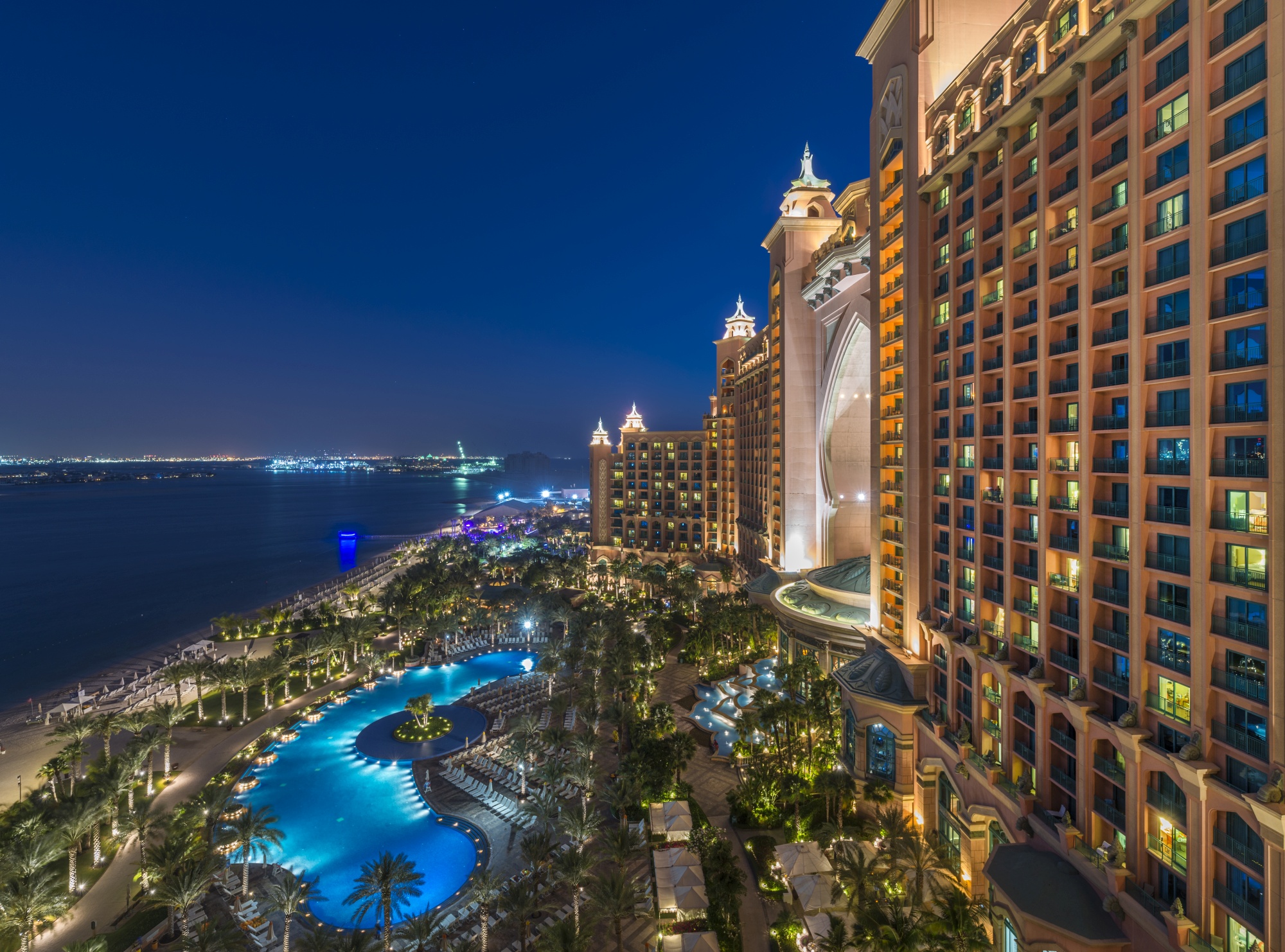 Atlantis The Palm Dubai 5 Star Dubai Stunner With The Best Waterpark