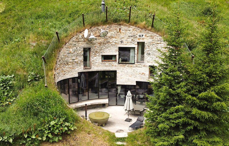 Villa Vals - Genius Underground House In Switzerland